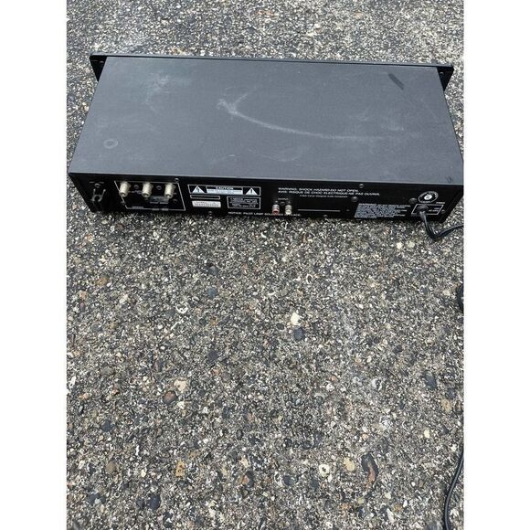 Carver CM-1090 Amp, w/ Carver TX-12 AM/FM Tuner - Picture 6 of 10